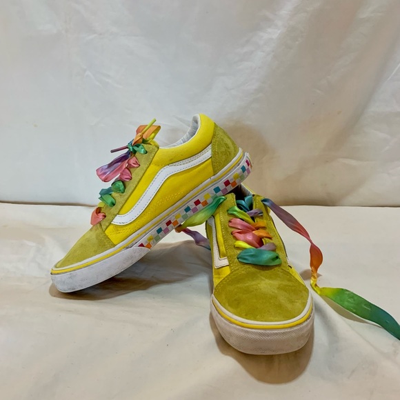 Vans Old Skool Checkerboard Rainbow Lace Sz 4.5 Juniors - Picture 3 of 13